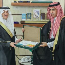 محافظ القطيف يستقبل مدير الضمان الاجتماعي بالقطيف بمناسبة تعيينه