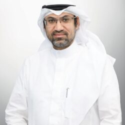 بدعوة من خادم الحرمين الشريفين .. رئيس جمهورية الصين الشعبية يصل إلى الرياض