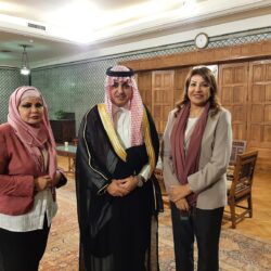 مدير القطاع الصحي بمحافظة العويقيلة ومركز الرعاية الصحية الأولية بلينة يطلقان فعاليات حملة ” عليكم بسنتي ” التوعوية