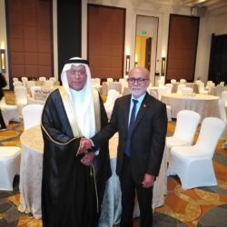 3 انفجارات قوية دوت بمصنع عسكري في مدينة #أصفهان الإيرانية