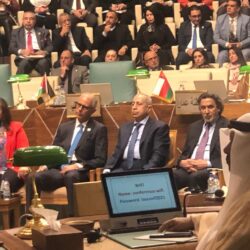 مهرجان الكُتّاب والقُراء يكتشف روح الكوميديا في زواره عبر ليلة الألعاب الارتجالية