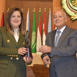 يشهد انطلاق مسابقة سنوية عربية ضخمة لريادة الأعمال في الاقتصاد الأخضر: يوم الاستدامة بجامعة الدول العربية ينعقد بحضور شخصيات عربية هامة ورعاية شركات ومؤسسات كبرى