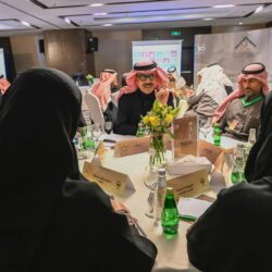 في يوم الاستدامة وبحضور الأمين العام للجامعة ووزيرة التخطيط تكريم “بيتي” وحصولها على إحدى جوائز “المؤتمر