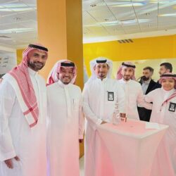 سمو أمير دولة قطر يستقبل وزير الاقتصاد والتخطيط