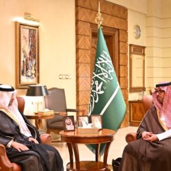 نائب أمير منطقة مكة المكرمة صاحب السمو الملكي الأمير بدر بن سلطان يستقبل مدير شرطة المنطقة.