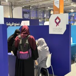 فيما تواصل جمعية البر الخيرية بمحافظة خليص جهودها عدد من المعتمرين يثمنون للجمعية هذه الجهود