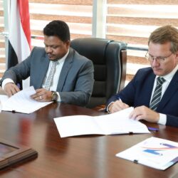 سمو #ولي_العهد يهنئ رئيس دولة الإمارات العربية المتحدة بمناسبة صدور القرارات والمراسيم الأميرية.