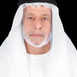 مائدة خيرية تجمع الأيتام مع فريق الإعلام  