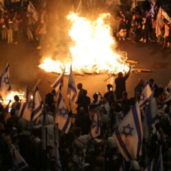 وزيرا خارجية #السعودية و #إيران يتفقان على عقد اجتماع بينهما خلال شهر رمضان الجاري