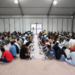 النقل والخدمات اللوجستية تدشن أول مركبة كهربائية ذاتية القيادة بالتعاون من مجموعة روشن العقارية