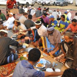 (غدن) تدشن كتاب “كُناشة التطوع” وتوثق من خلاله 6 مراحل لتجارب المتطوعين