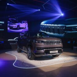 أمير منطقة تبوك يلتقي أهالي ومسؤولي محافظة ضباء