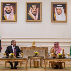 نائب أمير منطقة مكة المكرمة صاحب السمو الملكي الأمير بدر بن سلطان يراس اجتماع لجنة الحج المركزية