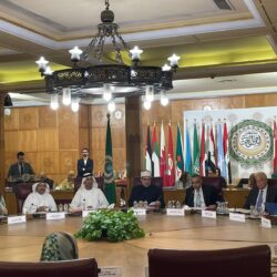 درع مجلس الأسرة العربية للتنمية وشهادة تقدير من الاتحاد العربي للتنمية المستدامة والبيئة واتحاد الخبراء العرب لوزير الأوقاف تقديرًا لجهوده البناءة في الدعوة والتنمية المجتمعية