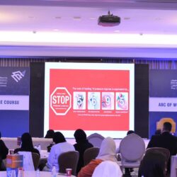 العميد يعزز صدارته بأبها والعالمي يغرق بالخليج       