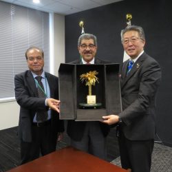 الإمام الأكبر يستقبل رئيس الوزراء الفلسطيني ويؤكد رفض الأزهر لمطامع الصهاينة بفرض التقسيم الزماني والمكاني للحرم القدسي الشريف