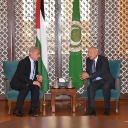 نائب أمير منطقة مكة المكرمة صاحب السمو الملكي الأمير بدر بن سلطان يراس اجتماع لأوقاف جامعة جدة وتوقيع عدة اتفاقيات.