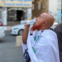 السبيعي يشيد بمعرض رحلة المشاعر الإنسانية 2 بصالة ترحال