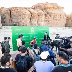 النعيمي تطلق مبادره (دثروهم معرفه) 