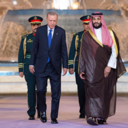 سمو أمير دولة قطر يصل إلى جدة