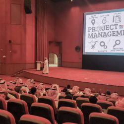 شيرين تكشف أسرار صرصار وفار حبنا بمسرحية المتزوجون