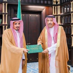 نائب أمير الشرقية يستقبل رئيس جامعة الملك فهد للبترول والمعادن بالظهران