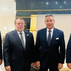 رئيس البرلمان العربي يثمن الجهود السعودية العمانية لإحلال السلام في اليمن