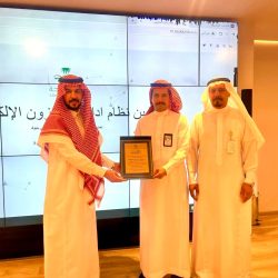 هنأهم باليوم العالمي للمعلم .. ” ال مشوط ” يزور مدربي التدريب التقني والمهني بمنطقة الباحة