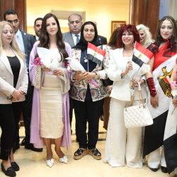 بمشاركة سالم بن ركاض   مسيرة ” الأمل الوردي” للتوعية بسرطان الثدي في دبي