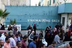 احمد السلمان : مسرحية – الساعة التاسعة – تمثل الكويت في مهرجان الدن بعمان