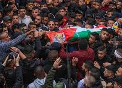 سمو وزير الدفاع يتلقى اتصالاً هاتفياً من وزير القوات المسلحة الفرنسية