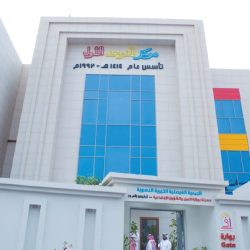 أمير منطقة تبوك يستقبل سمو رئيس الاتحاد السعودي للهجن 