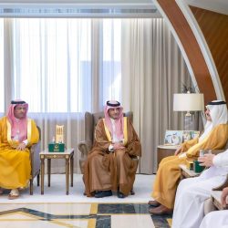أمير المنطقة الشرقية يستقبل قائد القوة الخاصة للأمن البيئي بالمنطقة بمناسبة تعيينه