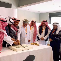 ال عبدالرزاق يستقبل وفد جمعية التراث