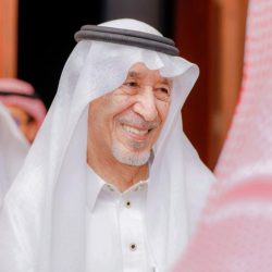 عادل خميس ينتخي بأهل جدة لإنقاذ كتاب “متاهة الأزلي”