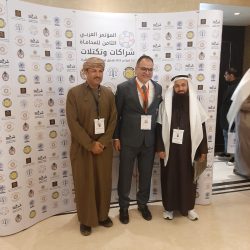 بحضور سالم بن ركاض وهلال محمد الكعبي تنظيم حملة للتبرع بالدم بمشاركة الموظفين والعمال في مصانع “لايت ستون”