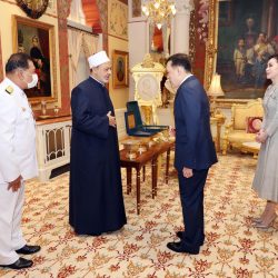 لقاء المهرجانات ومسرحية ” تذكرة مغترب” في اليوم الثاني من ملتقى الدمام المسرحي