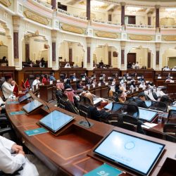 سمو أمير منطقة الباحة يكرم “مؤسس جائزة الباحة للإبداع والتميز ” الأمير مشاري بن سعود