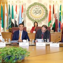 أمير الشرقية يستقبل رئيس مجلس إدارة جمعية “حوكمة الذكاء الاصطناعي” وأعضاء المجلس