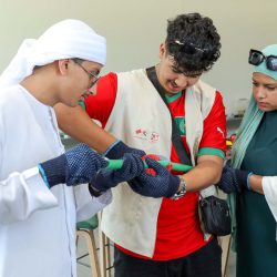 “ريف السعودية” بالباحة ينظم جلسة ايضاحية عن (تربية ملكات نحل العسل والممارسات الجيدة في تربية النحل ) 