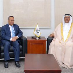 “ريف السعودية” بالباحة ينظم جلسة ايضاحية عن (تربية ملكات نحل العسل والممارسات الجيدة في تربية النحل ) 