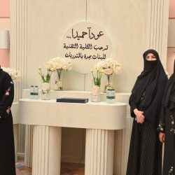 محافظ الخفجي في زيارة لمكتب التعليم