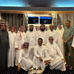 جامعتا الملك عبدالعزيز وأكسفورد تنفذان برنامج “استخدام الذكاء الاصطناعي في البحوث العلمية” ل100 طالب وطالبة.