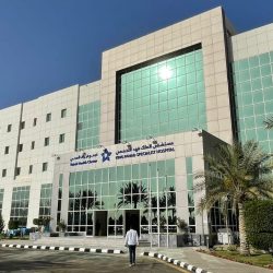 *ريان مظهر*.. في القفص الذهبي 