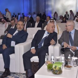 العميري. يؤكد الحاجة الماسة لتوعية المستهلكين بأهمية الذكاء الاصطناعي وطرق استخدامه بشكل صحيح.