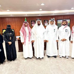 برنامج (آنذاك) يستعرض قصة الكفاح من البادية إلى قمة النفط 