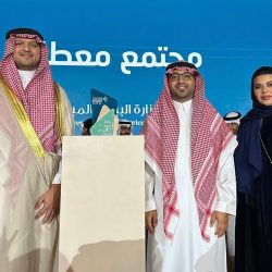 تدشين الربط التقني لأنظمة الاتصالات الإدارية بين إمارة تبوك وإمارة حائل 