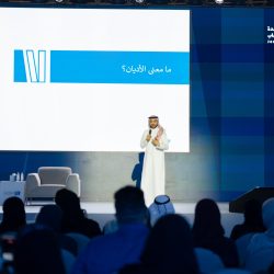 15 خطاطًا يتنافسون على إحياء تراث الخط العربي في مسابقة عالمية بجدة