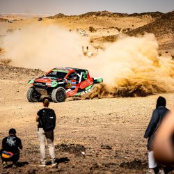 *اي سي ميلان يحجز بطاقة التأهل لنهائي كأس السوبر الإيطالي ليواجه غريمه التقليدي إنتر ميلان*