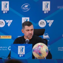 *اي سي ميلان يحجز بطاقة التأهل لنهائي كأس السوبر الإيطالي ليواجه غريمه التقليدي إنتر ميلان*